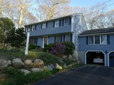 257 Beacon Drive North Kingstown RI 02852