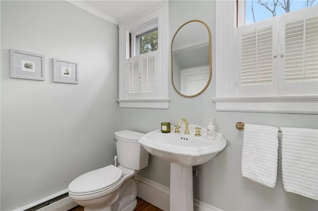 291 Spencer Avenue Warwick RI 02818