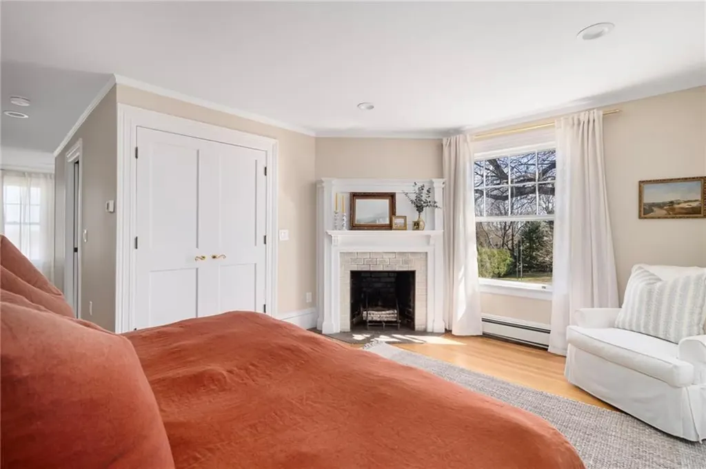 291 Spencer Avenue Warwick RI 02818