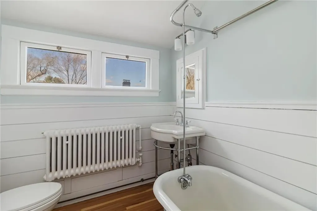 291 Spencer Avenue Warwick RI 02818