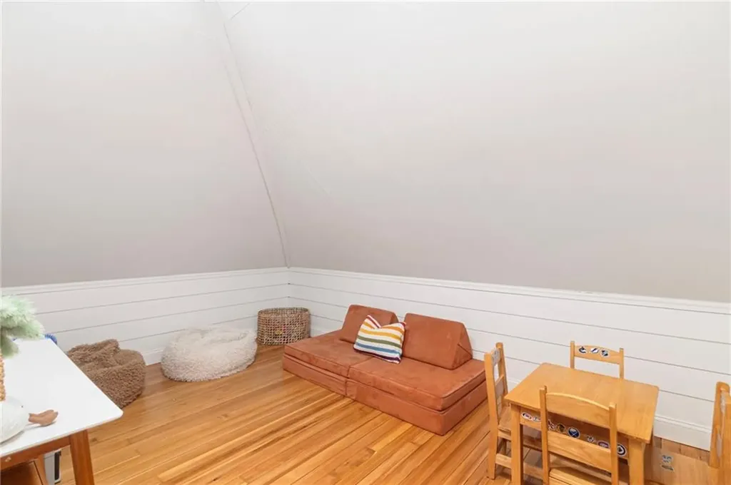 291 Spencer Avenue Warwick RI 02818