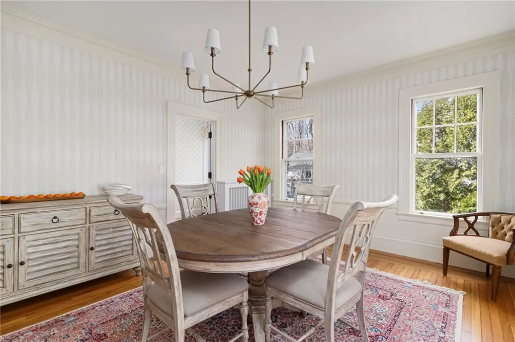 291 Spencer Avenue Warwick RI 02818