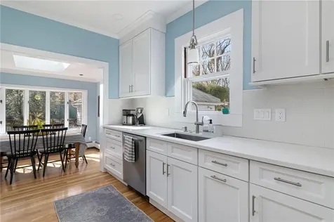 291 Spencer Avenue Warwick RI 02818