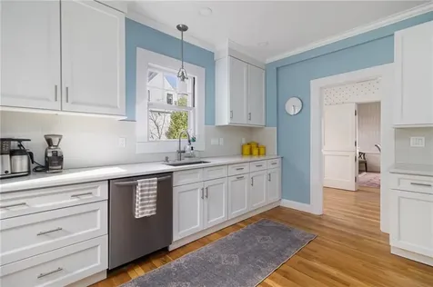 291 Spencer Avenue Warwick RI 02818