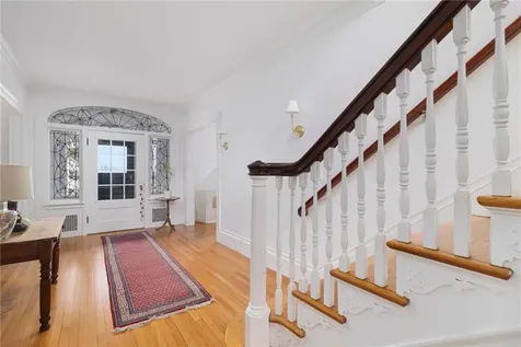 291 Spencer Avenue Warwick RI 02818