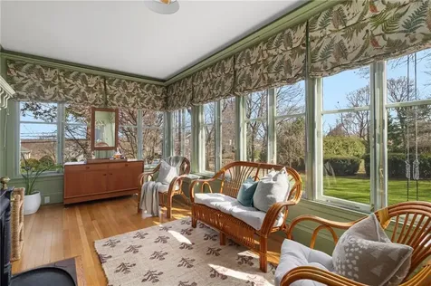 291 Spencer Avenue Warwick RI 02818