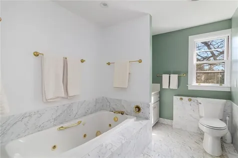 291 Spencer Avenue Warwick RI 02818