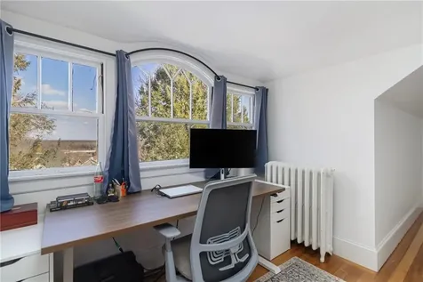 291 Spencer Avenue Warwick RI 02818