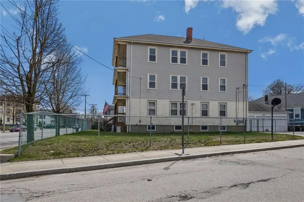 303 305 Webster Avenue Cranston RI 02920