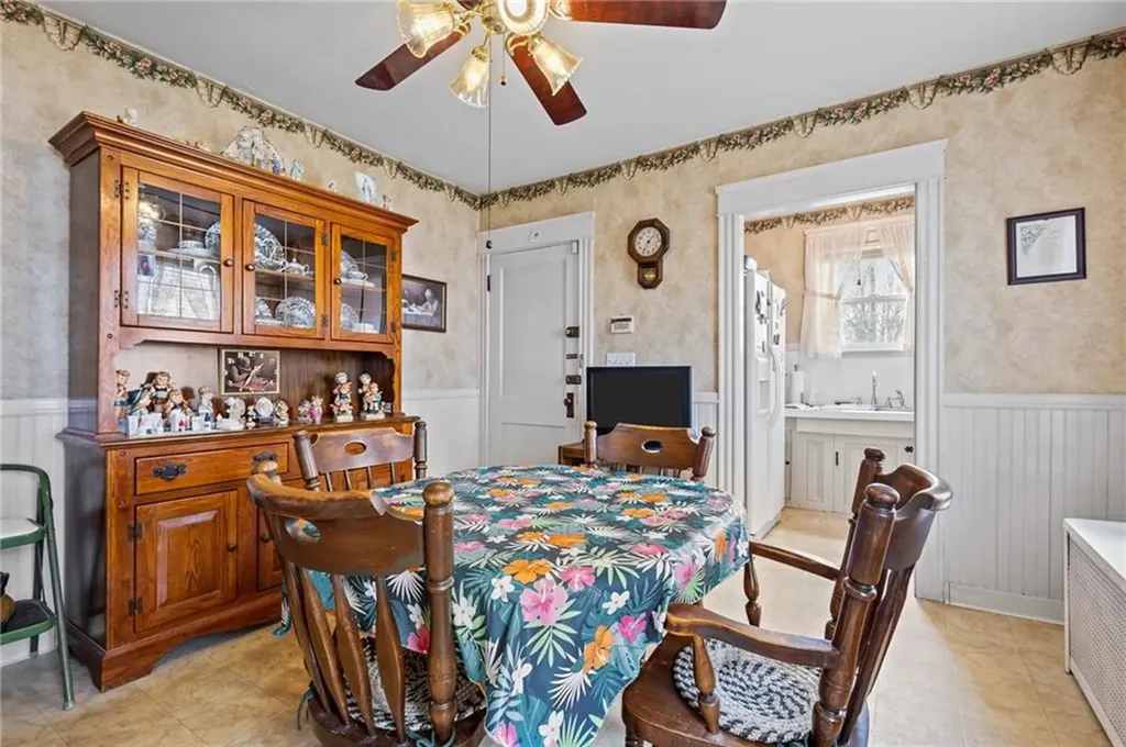 303 305 Webster Avenue Cranston RI 02920