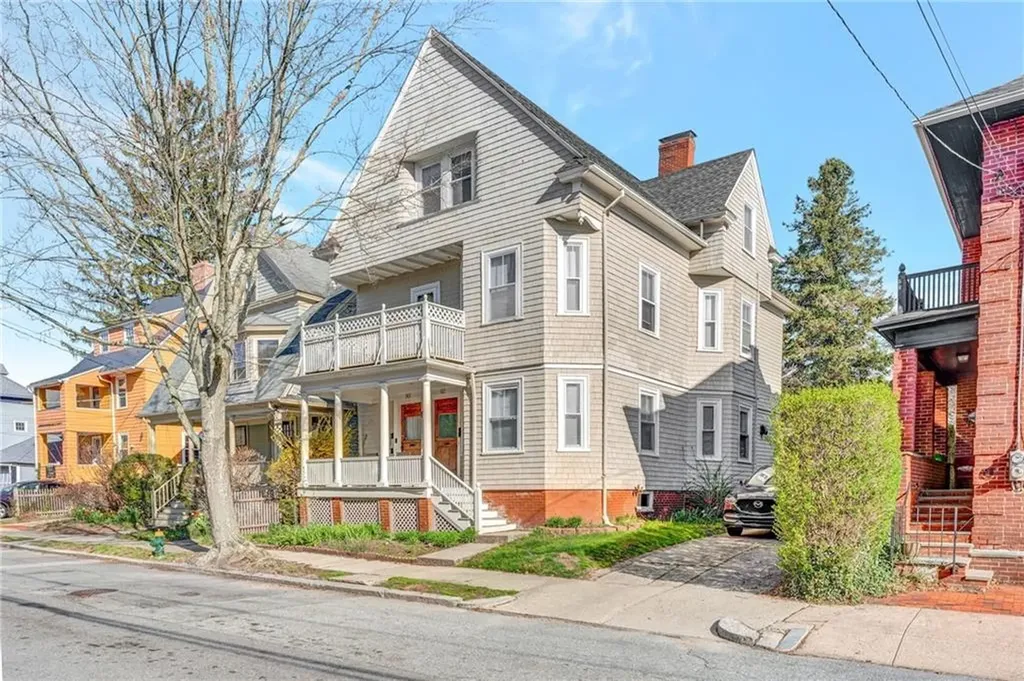 90 University Avenue Providence RI 02906