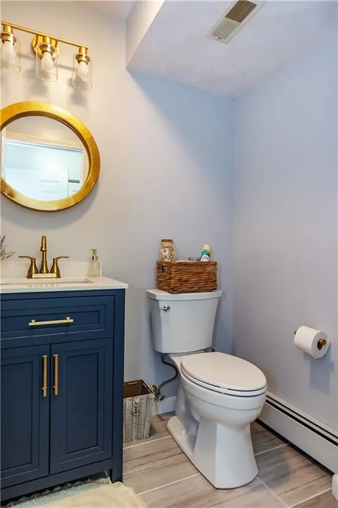 195 Oakland Beach Avenue Warwick RI 02889