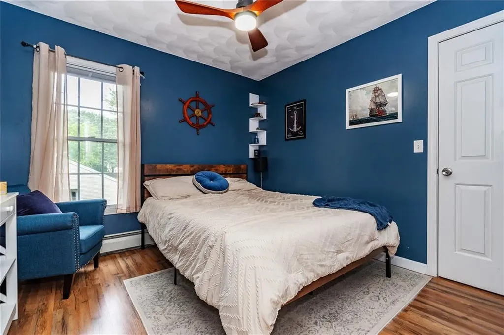 195 Oakland Beach Avenue Warwick RI 02889