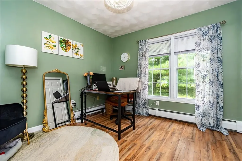 195 Oakland Beach Avenue Warwick RI 02889