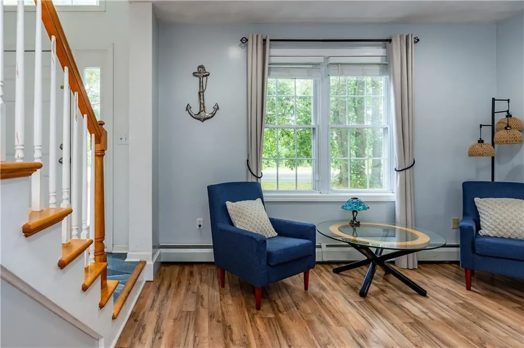 195 Oakland Beach Avenue Warwick RI 02889