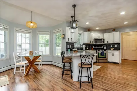 195 Oakland Beach Avenue Warwick RI 02889