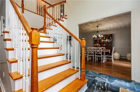 195 Oakland Beach Avenue Warwick RI 02889