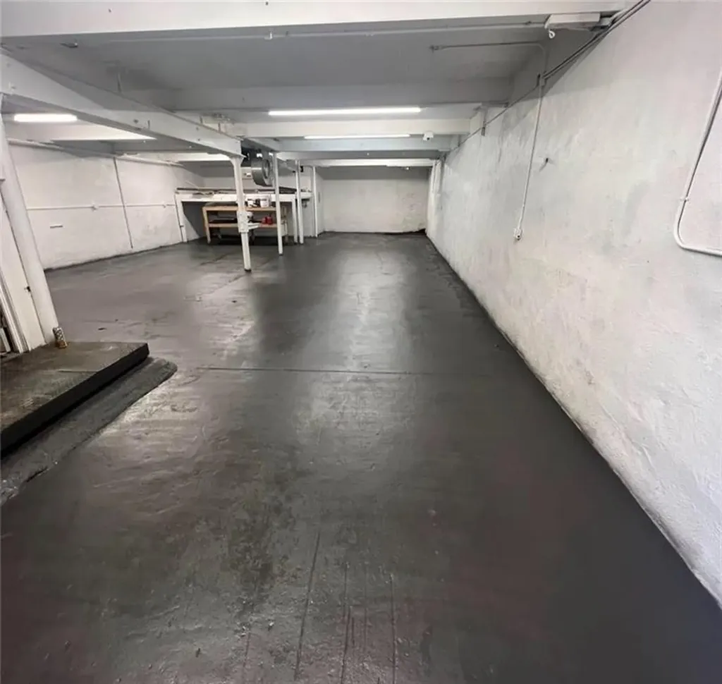 103 Blackstone Avenue Providence RI 02860