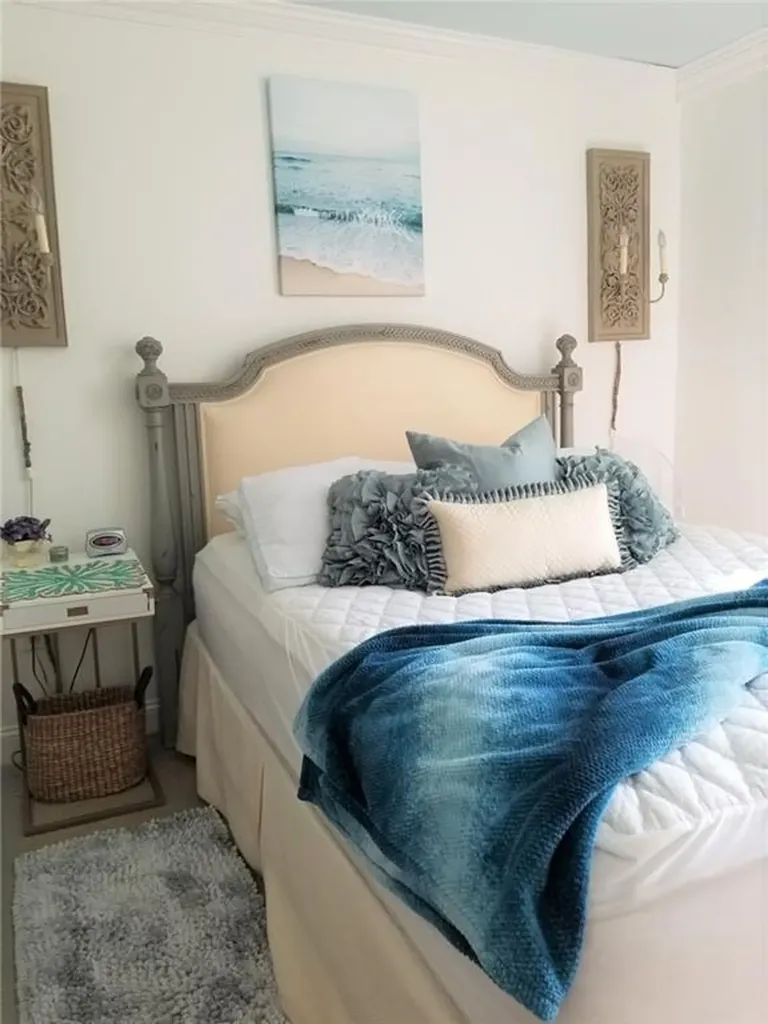 97 Narragansett Avenue Newport RI 02840