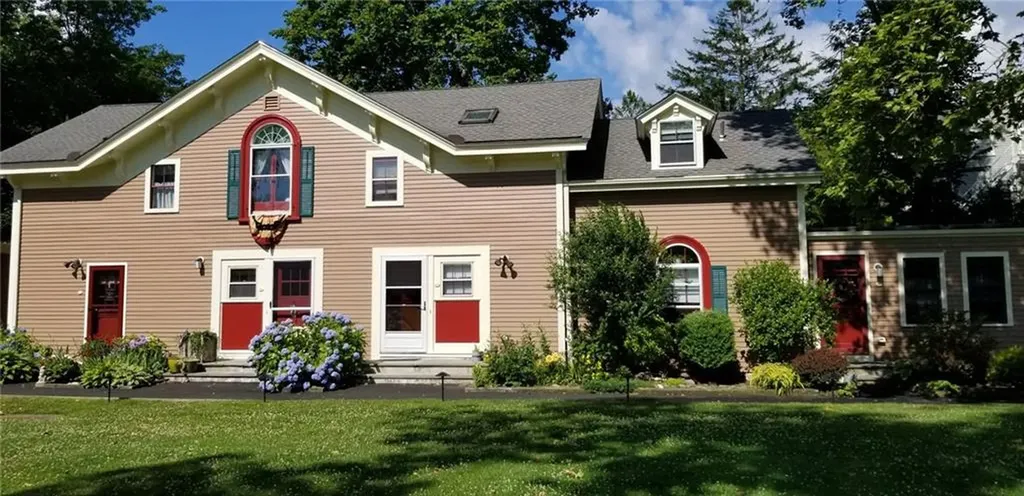 97 Narragansett Avenue Newport RI 02840