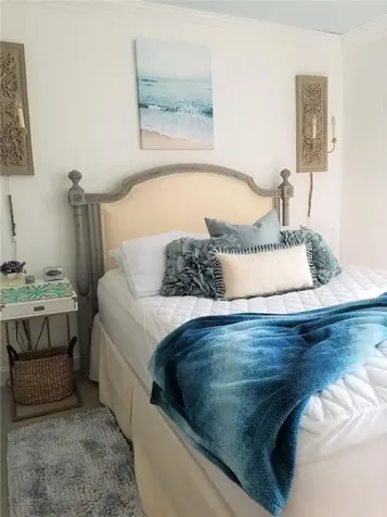 97 Narragansett Avenue Newport RI 02840