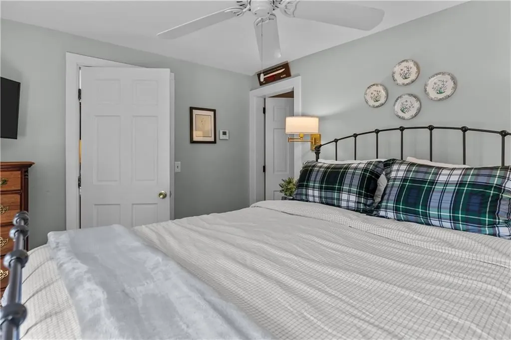 99 Coggeshall Avenue Newport RI 02840