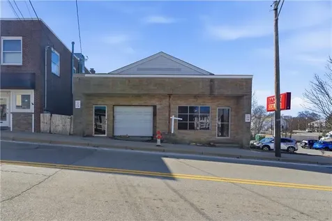 1009 Main Street West Warwick RI 02893