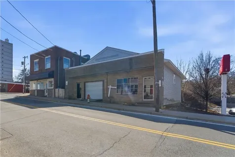 1009 Main Street West Warwick RI 02893