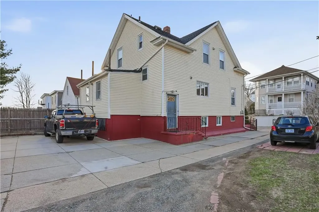 45 Gillen Street Providence RI 02904