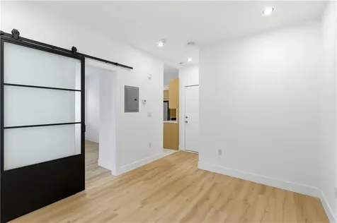 170 Broadway Providence RI 02903