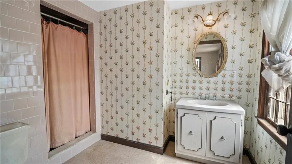 1022 Rowland Drive Dighton MA 02715
