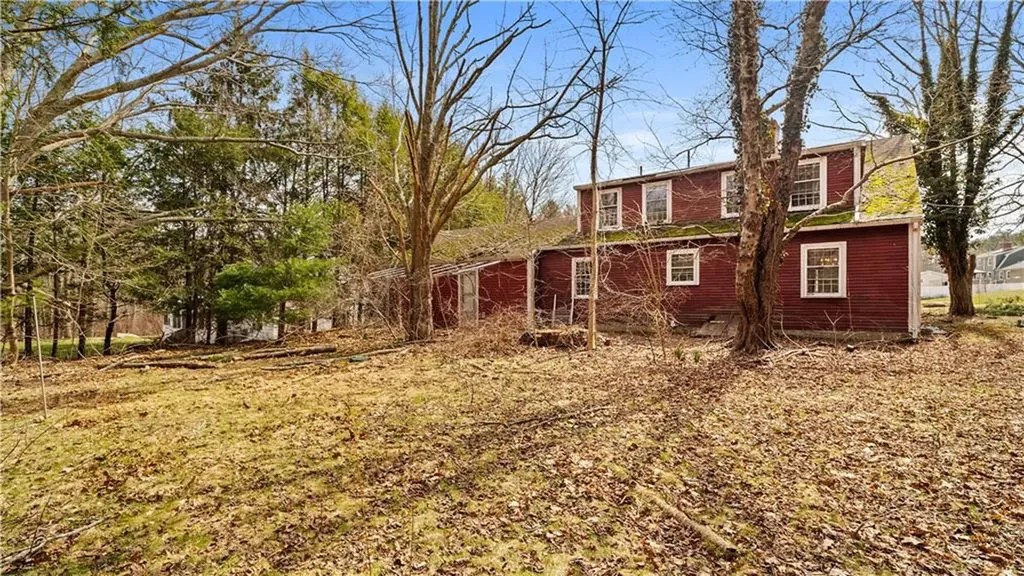 1022 Rowland Drive Dighton MA 02715