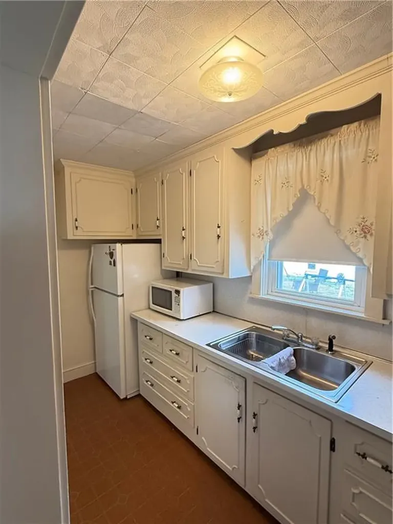 27 Standard Avenue West Warwick RI 02893