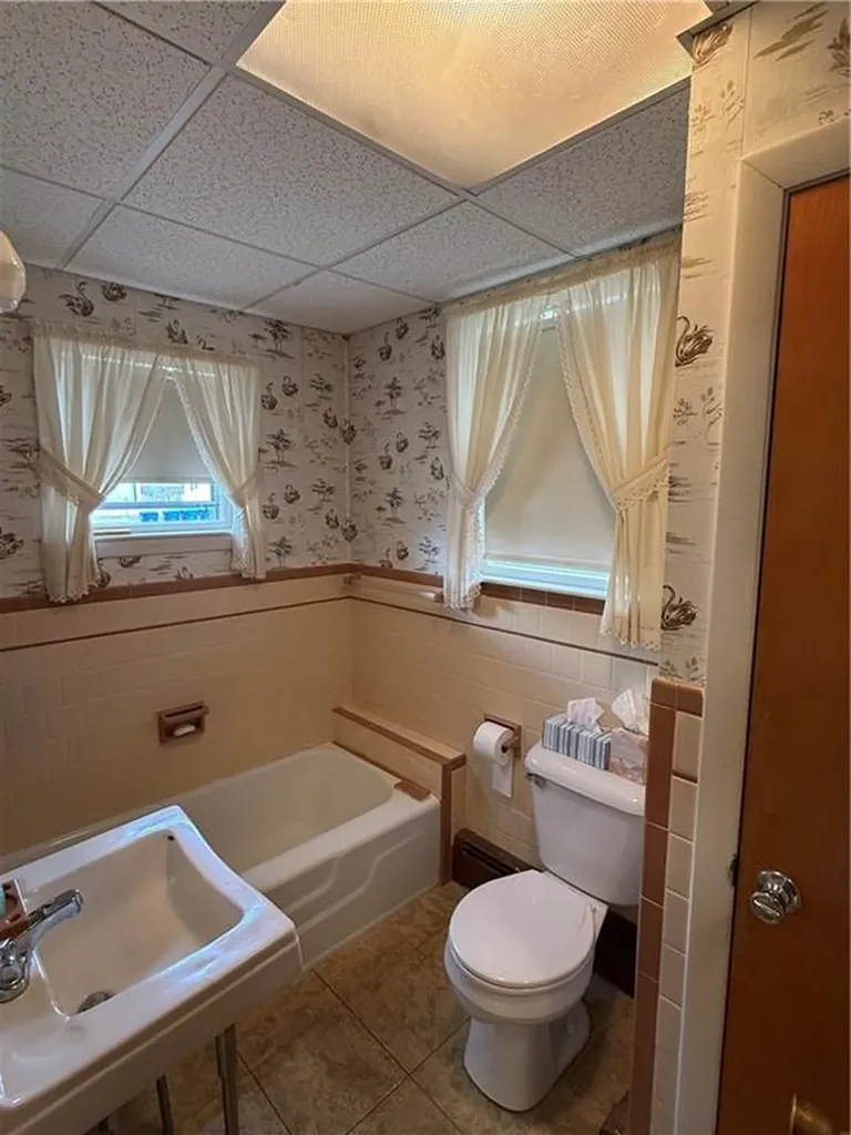 27 Standard Avenue West Warwick RI 02893