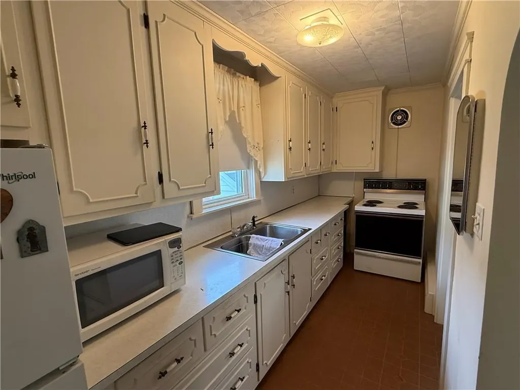 27 Standard Avenue West Warwick RI 02893