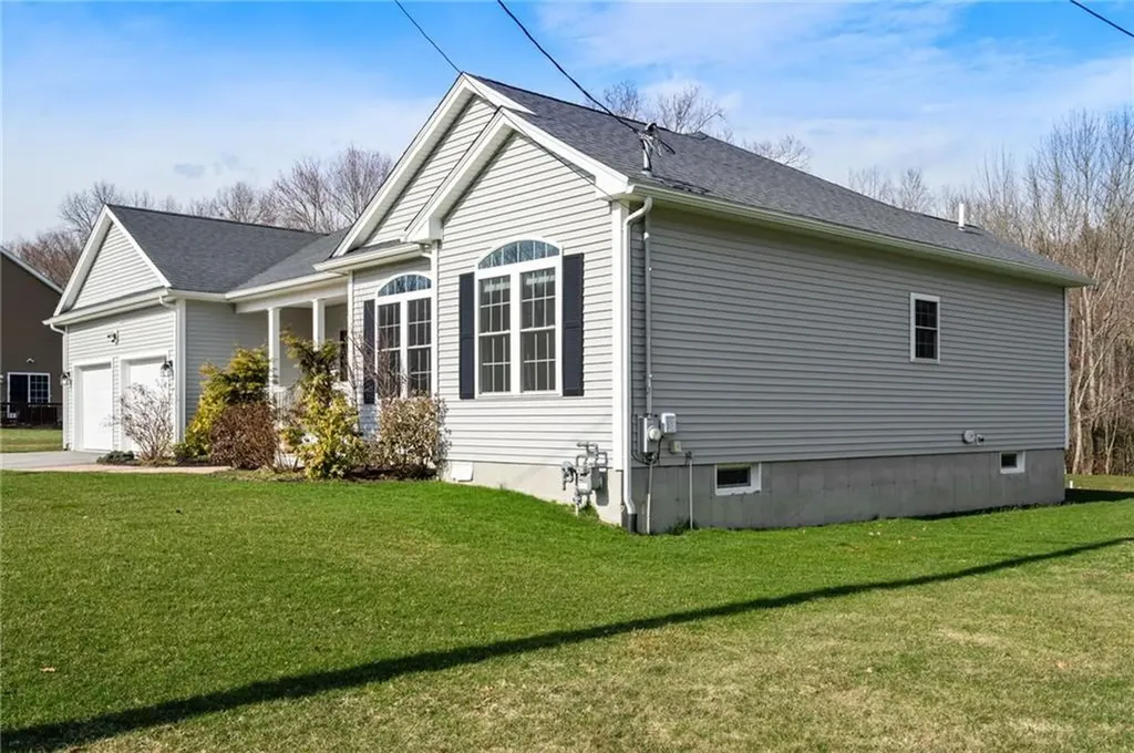 20 Peggy Drive Cumberland RI 02864