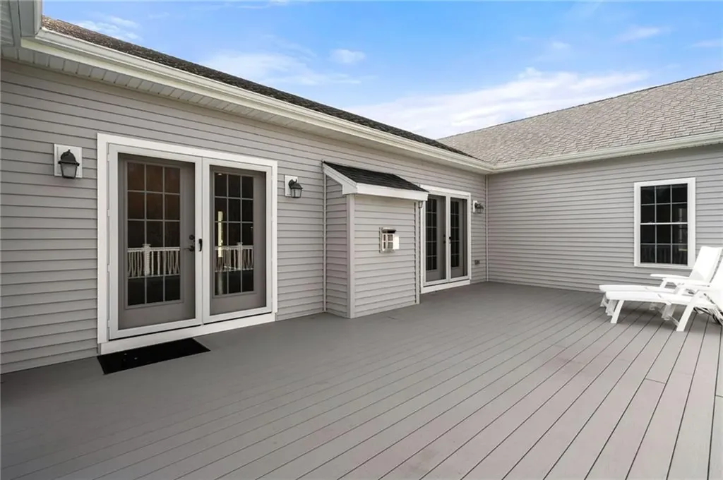 20 Peggy Drive Cumberland RI 02864