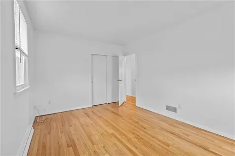 4 Weetamoe Road Middletown RI 02842