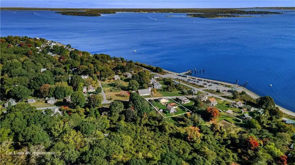 28 Pier Road Portsmouth RI 02872