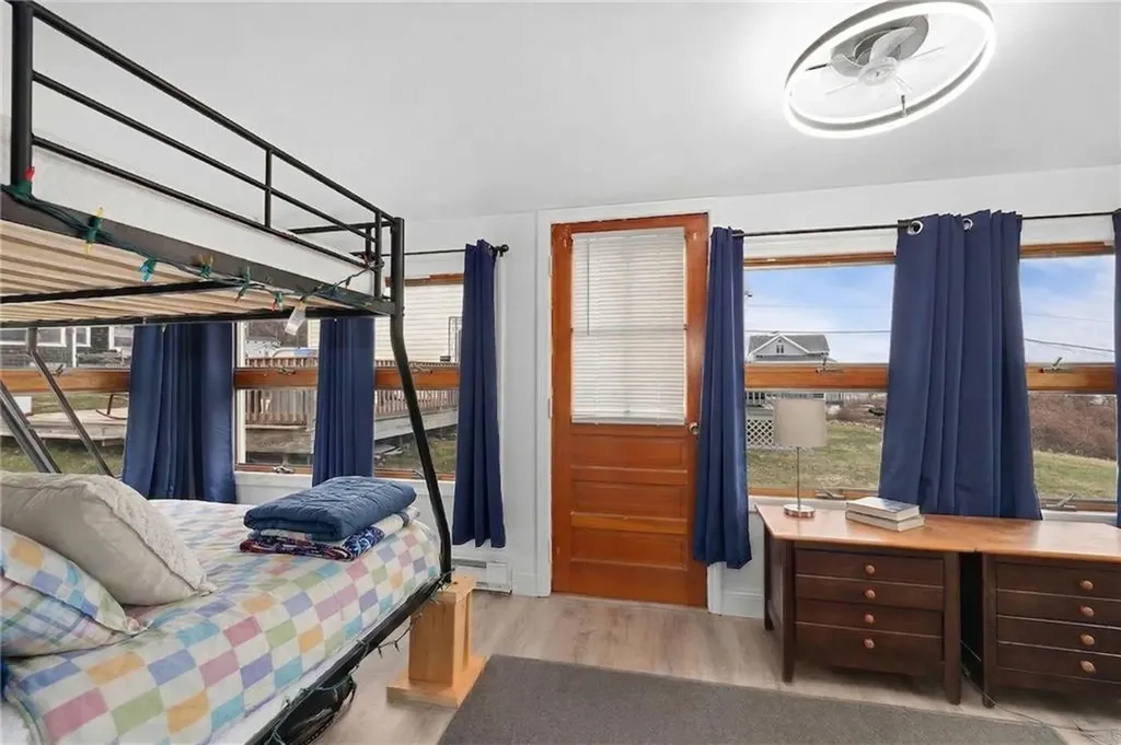 28 Pier Road Portsmouth RI 02872