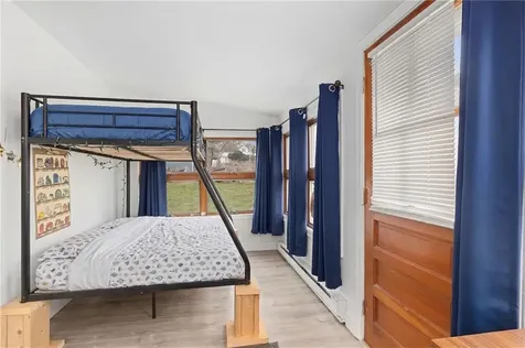 28 Pier Road Portsmouth RI 02872