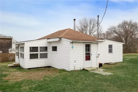 28 Pier Road Portsmouth RI 02872