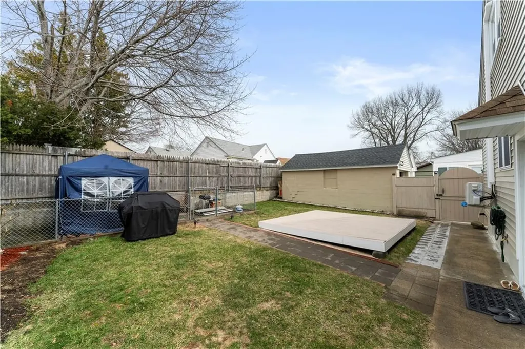 11 La Salle Drive Providence RI 02908
