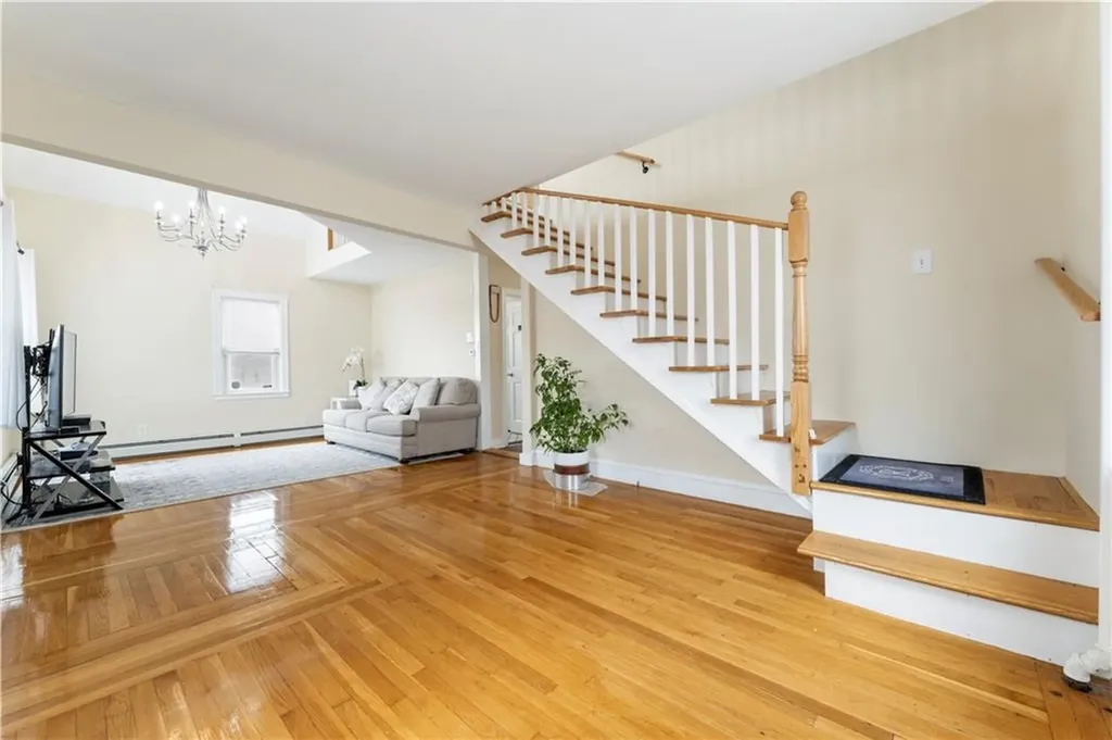 11 La Salle Drive Providence RI 02908