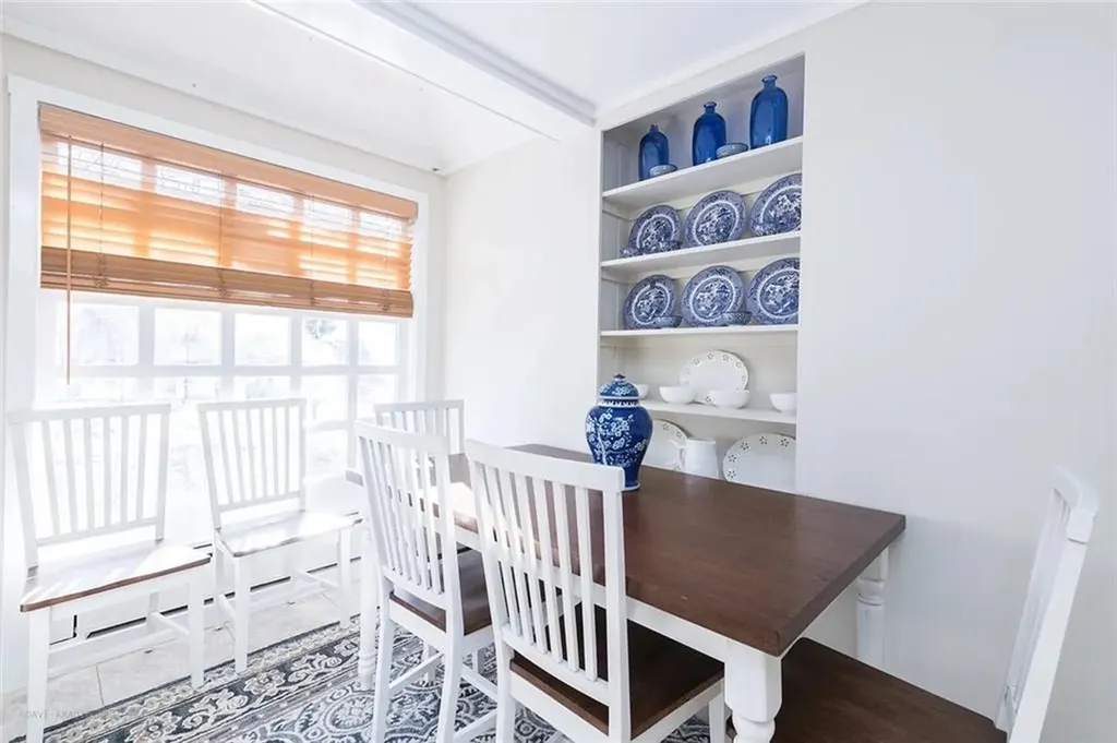 115 John Street Newport RI 02840