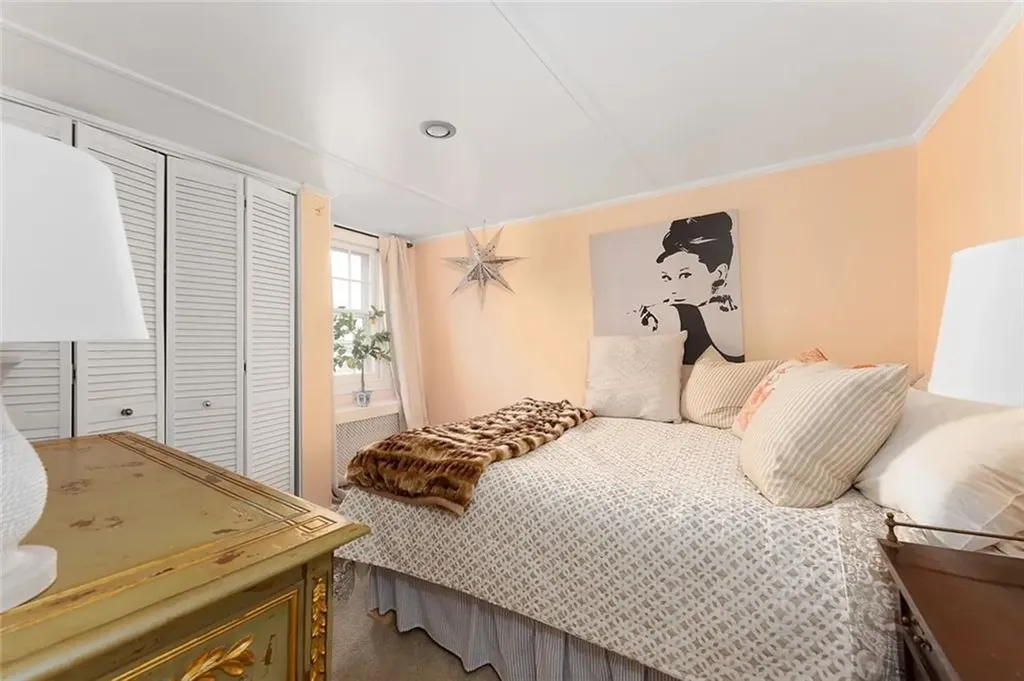 115 John Street Newport RI 02840
