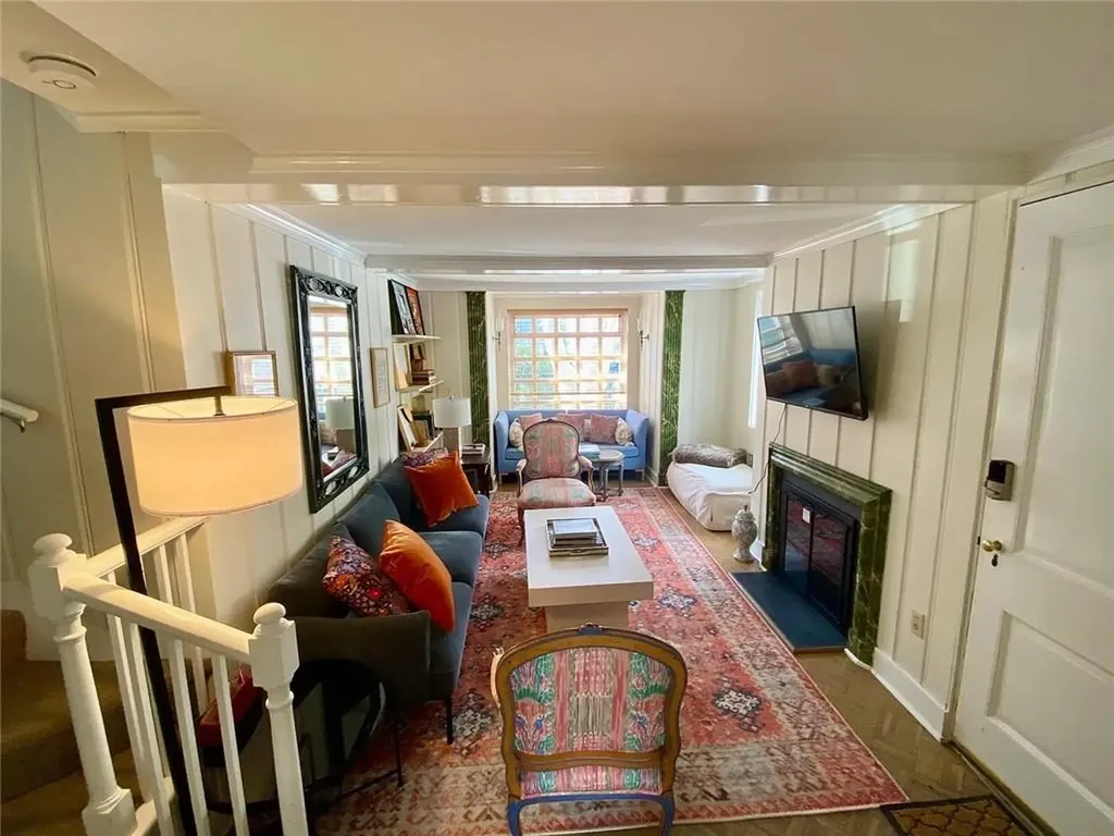 115 John Street Newport RI 02840