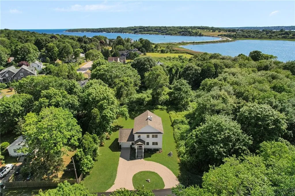 9 Spring Street Jamestown RI 02835