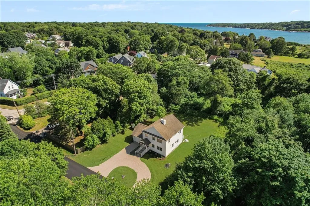 9 Spring Street Jamestown RI 02835