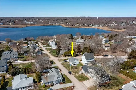 26 Richard Smith Road Narragansett RI 02882